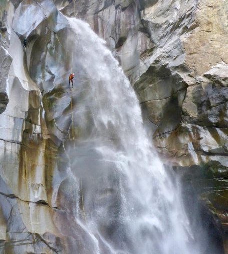 Abseilstelle im Canyon Lodrino im Tessin 