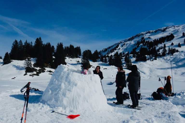 Iglu selber bauen in Warth